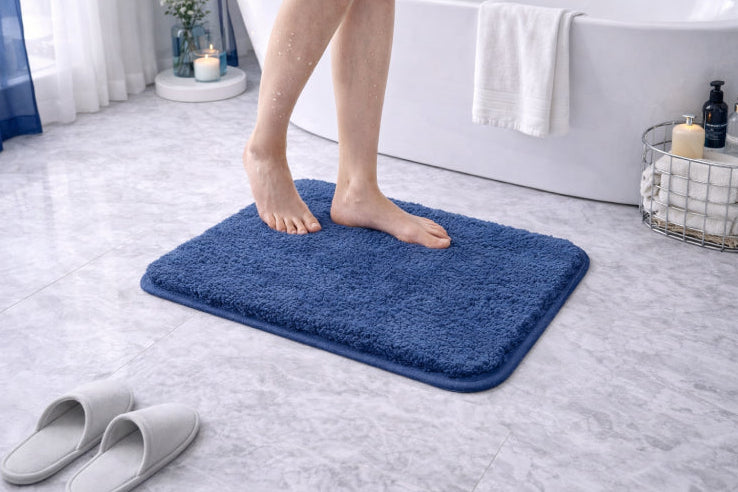 Petit tapis de bain pieds 
