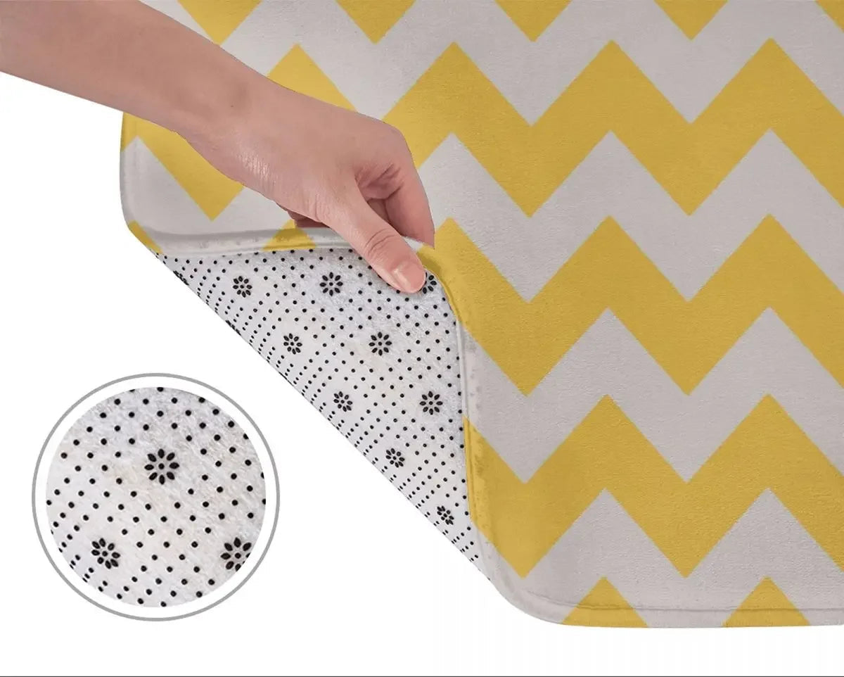 Tapis antidérapant à motif de flèches en zigzag à chevrons moutarde épicée et gris antidérapant