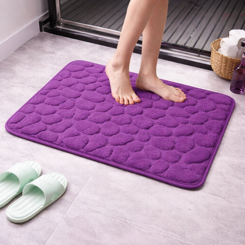 Tapis de bain antidérapant en relief avec pavés et absorbant l'eau violet pieds 