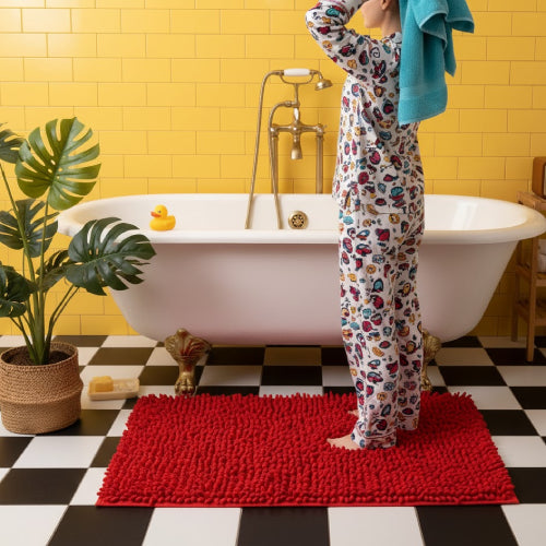 Tapis de bain en chenille rouge fille 