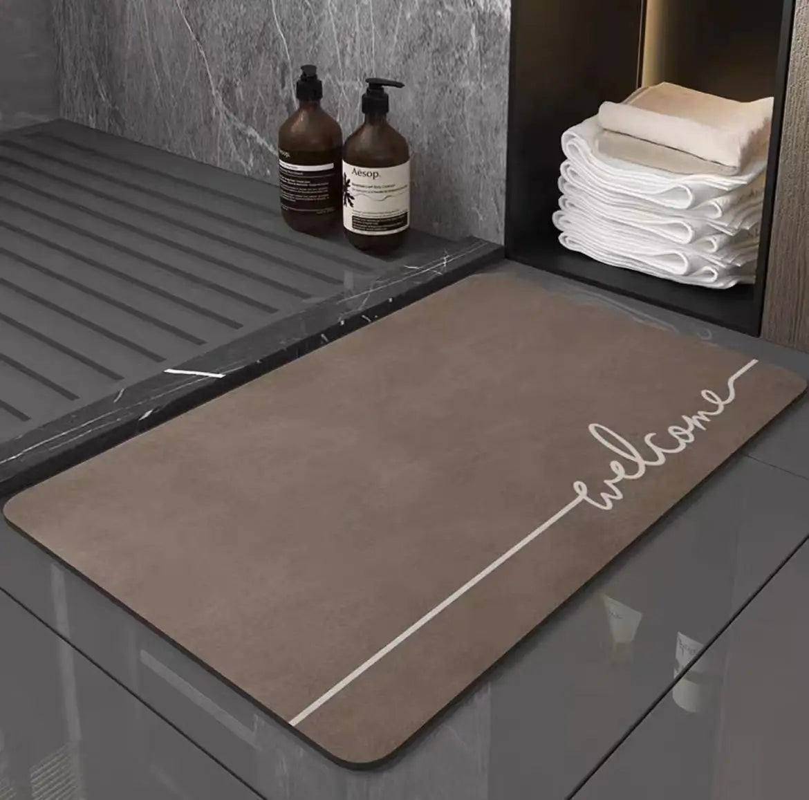 Tapis de bain noir design