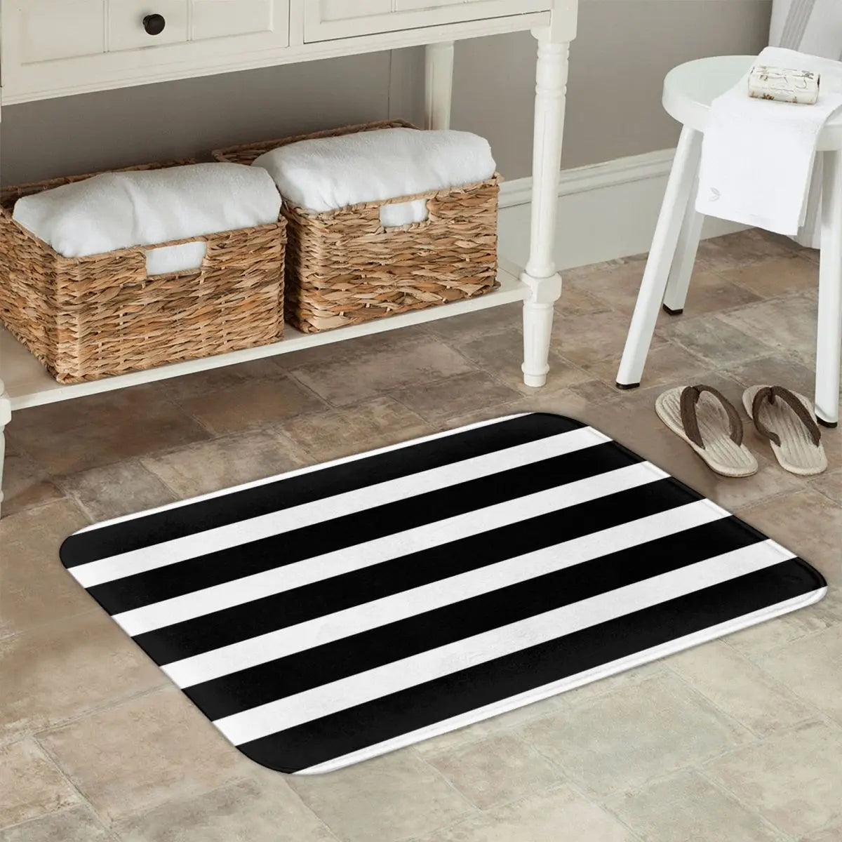 tapis de bain noir et blanc